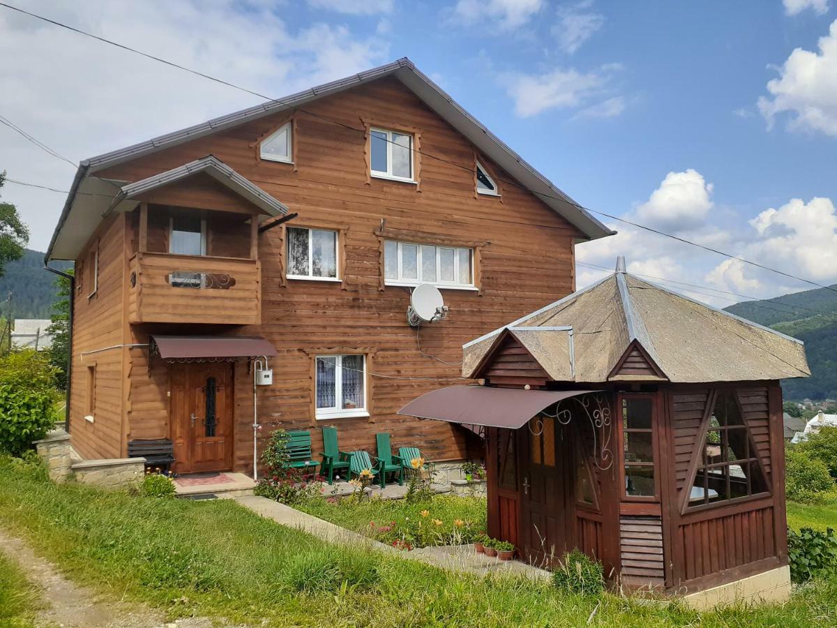 Kатруся Hotel Jaremcse Kültér fotó