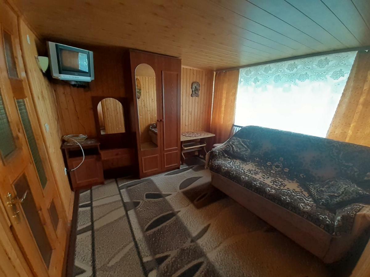 Kатруся Hotel Jaremcse Kültér fotó