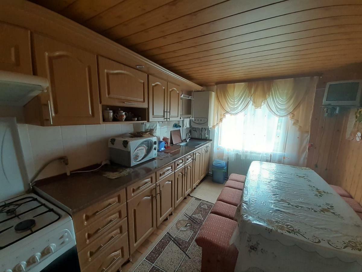 Kатруся Hotel Jaremcse Kültér fotó